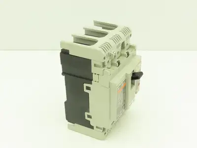 Fuji BW100EAGU-3P060 3-Pole Auto Circuit Breaker 60A 500V 3Ph Molded Case