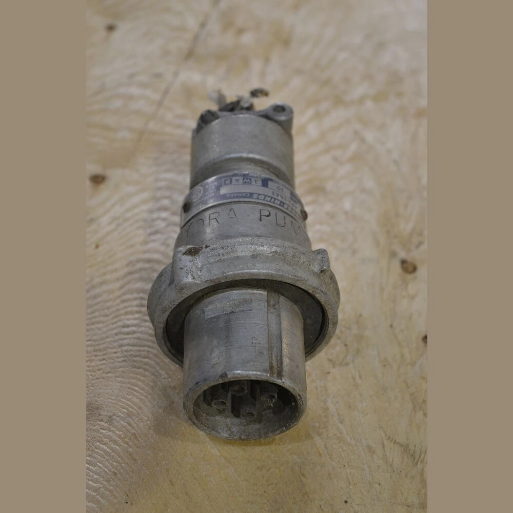Crouse-Hinds Arktite Plug