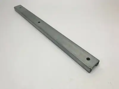 USED GLOBE-STRUT 20" C CHANNEL MOUNTING BRACKET