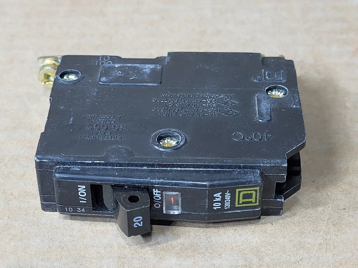 Used SQUARE D QOB120 Switchgears British Columbia CA | Lenmark #1438679
