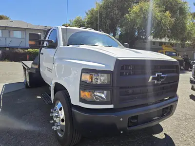 USED 2022 CHEVROLET SILVERADO 5500HD