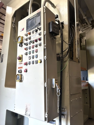 USED 1985 KOMATSU PRESSES KOMATSU E2P-400 PRESS