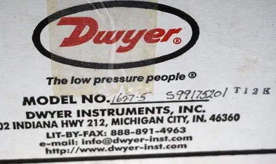 NEW DWYER 1627-5 DUAL PRESSURE SWITCH 16275