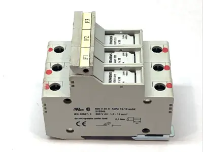 Used Siemens 3-Pole Fuse Holder, 10 x 38, 32A, 3.0W, 690V Fuse Accessories Michigan US | Maverick Industrial Sales #1389775