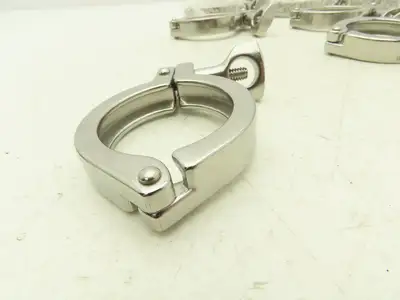 TL China 2" Steel Bolted Sanitary Clamp 304SS 2" Pipe Flange Dia 2.5" Lot of 18