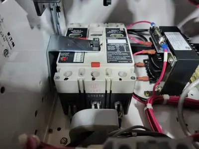 10 hp, 600V, 30 A, 3-Ph FVR Starter Size 1 Bucket for Freedom 2100 MCC Frame