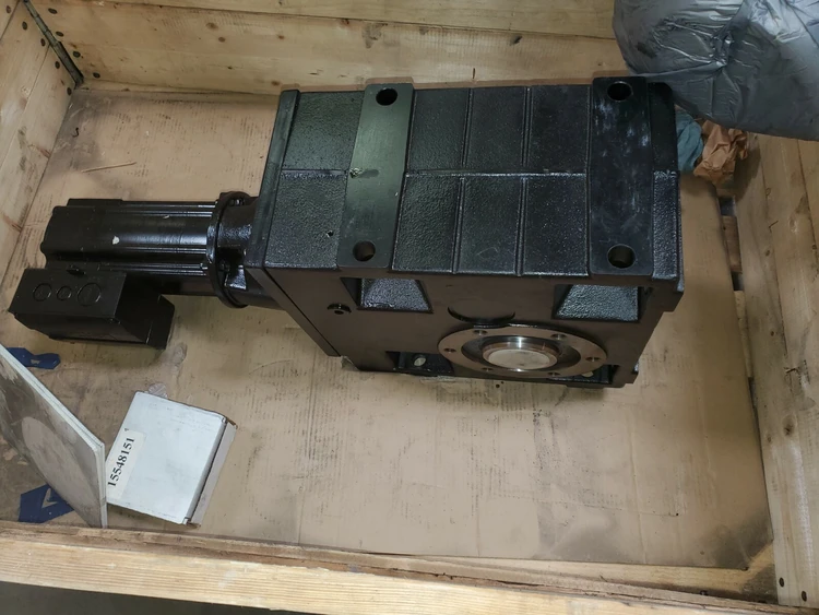 New | in-Stock Lenze TYPE MCA 10140-RS0B0-B14N-KK6S00N-R0SU Speed Reducers Arizona US | ASSET CONVERSION SPECIALISTS, INC. #319771