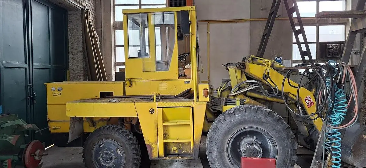 Used 1987 ZTS UN 053 Wheel Loaders CZ | Amaron s.r.o. #1519129