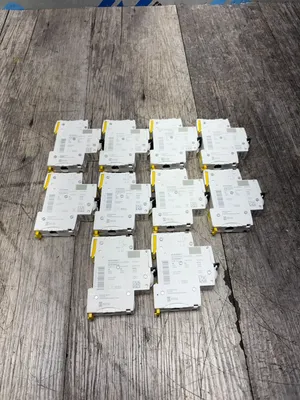 SCHNEIDER A9F74102 A9F74101 Electrical/PLC/Automation | ESS Industrial Equipment Sales (5)