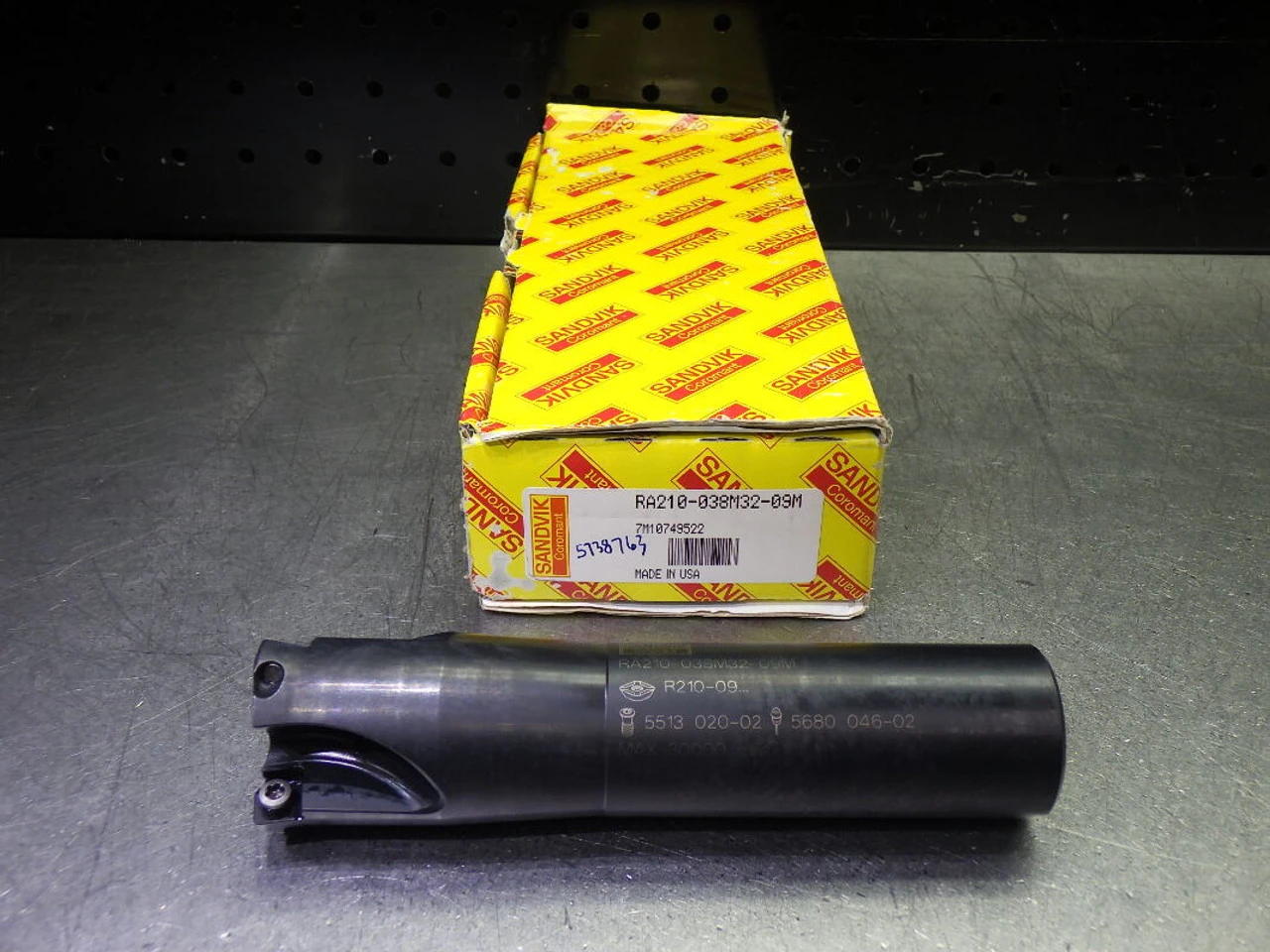 Sandvik 1.5" 3 Flute Coolant Thru Endmill 1.25" Shank RA210-038M32-09M (LOC2806B)