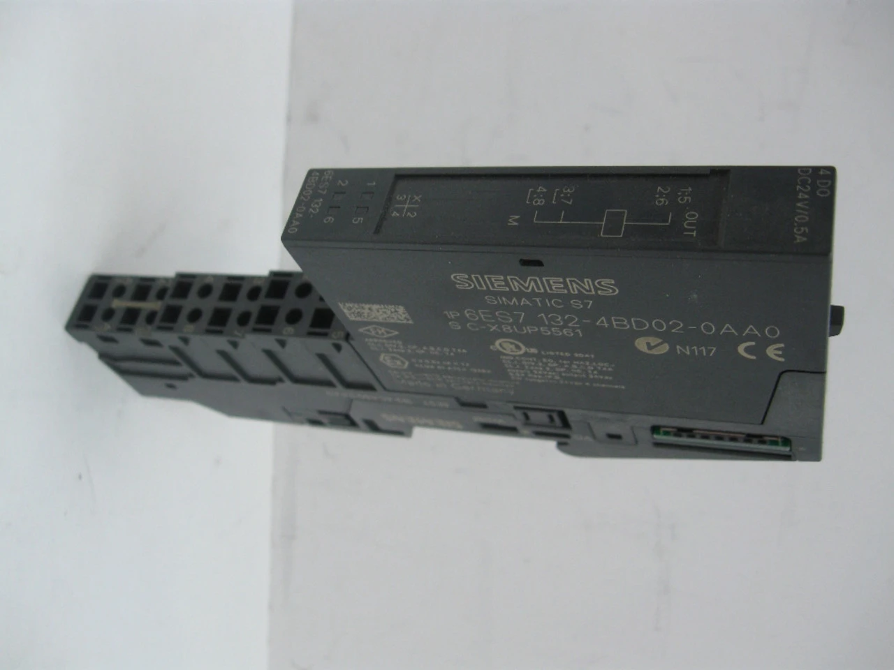 USED SIEMENS 6ES7 132-4BD02-0AA0 W/193-4CA50-0AA0