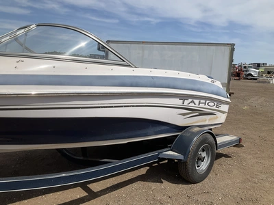 USED 2006 TAHOE TRACKER