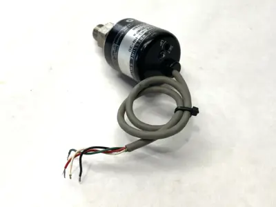USED TOKYO KEIKI ELECTRONIC PRESSURE SWITCH 0-35MPA 24VDC SHORT LEAD