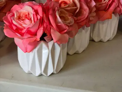 Lot of (5) Silk Faux Rose Boquet Arrangement in White Ceramic Vase (pink)