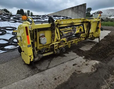 JOHN DEERE 8800 chopper | Iron Listing (50)