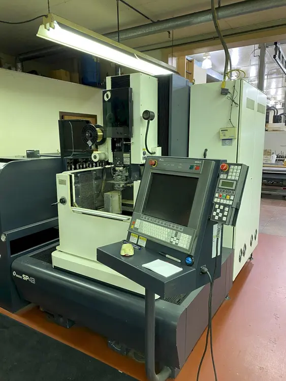 Used MAKINO N/A Wire EDM Ohio US | G-2000, Inc. 16 #178431