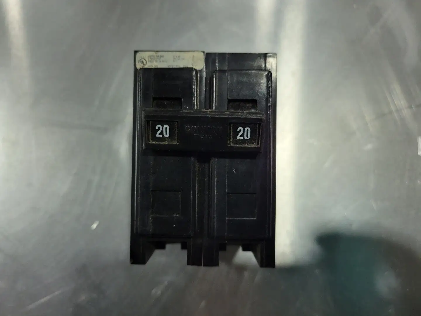 USED CUTLER-HAMMER BA220