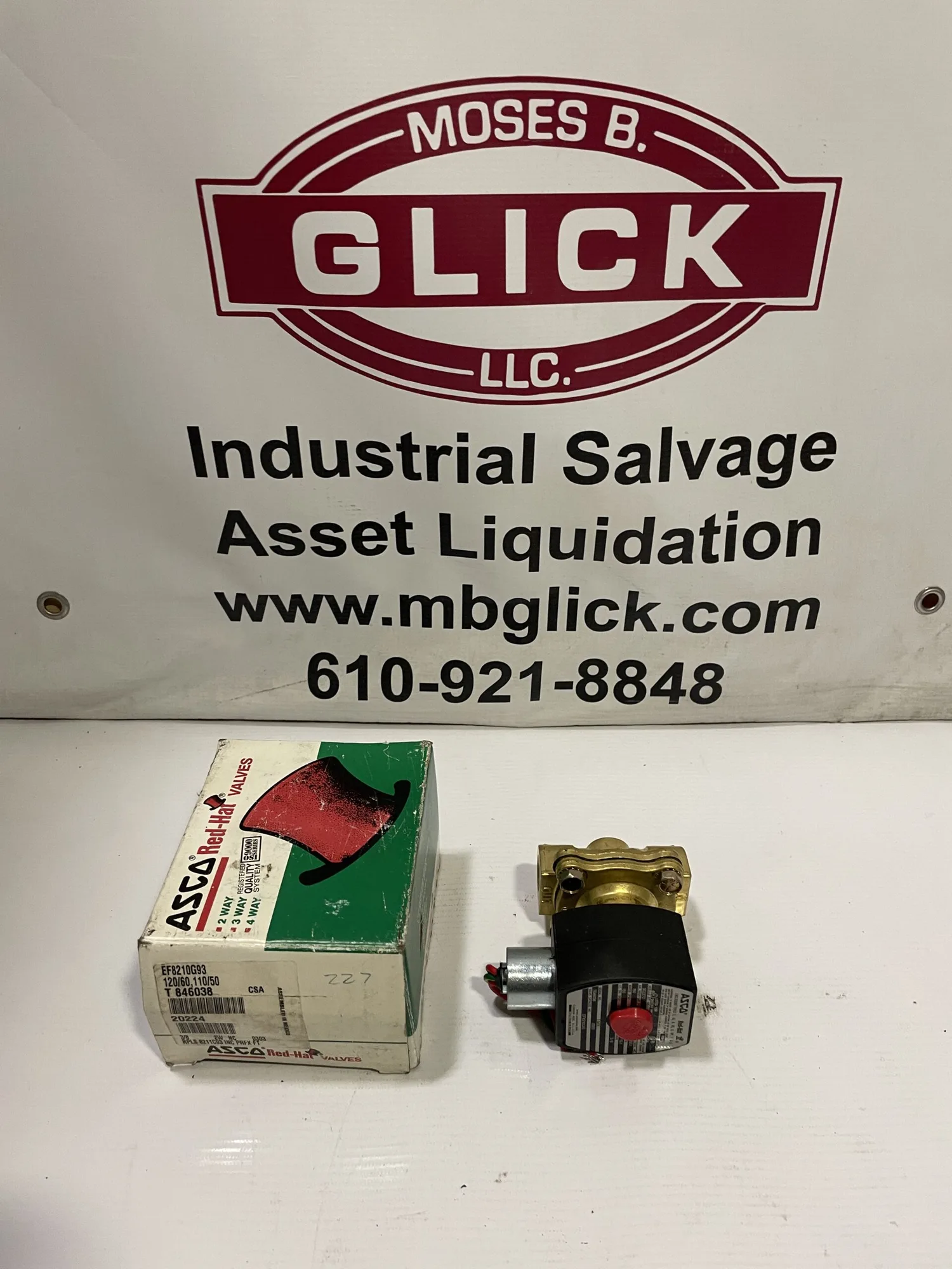 ASCO Red-Hat EF8210G93 3/8” Brass Solenoid Valve 150psi 110/120V -NIB