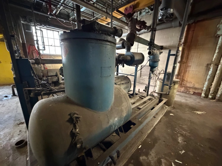 Used QUINCY QSI-1500 Rotary Screw & Sliding Vane Air Compressors Ontario CA | Aucto #1354855