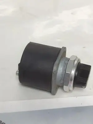 Used ALLEN BRADLEY 800T-U37 Potentiometers Ohio US | Surplus Asset Holdings #1547646