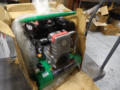 Used _UNKNOWN_ _UNKNOWN_ Tank Mounted Air Compressors Michigan US | Miedema Asset Management Group #1320144