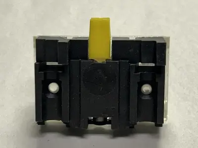 New | in-Stock ALLEN-BRADLEY 800T-XD4 Contact Blocks Ohio US | Surplus Asset Holdings #1225483