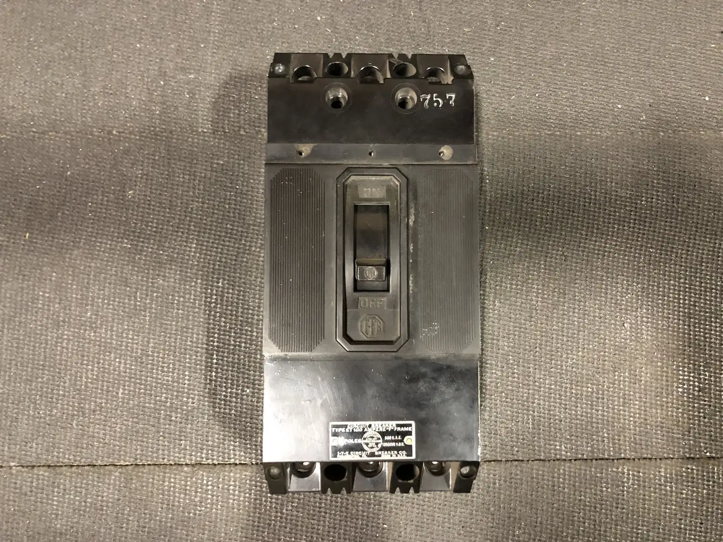 Used ITE ET4037 Switchgears British Columbia CA | Lenmark #244293