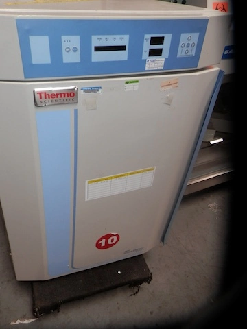 Used THERMO _UNKNOWN_ Incubators California US | Biotech Equipment Sales #1464488