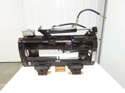 Cascade 55F-FPS-A037R1 Forklift Sideshifting Fork Positioner Assembly 5500 lbs