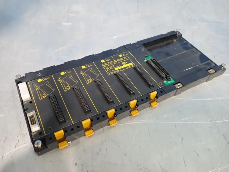 Used OMRON C200HBC051V1 PLC Processors | HGR 24 #753529