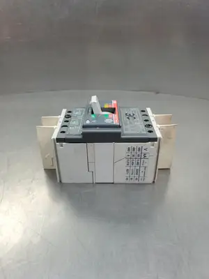 Used ABB TMAX T5H PR221DS CIRCUIT BREAKER, 25A, 3P, 800V Circuit Breakers South Carolina US | Palmetto Automation #1151468