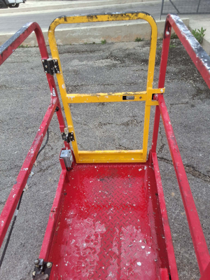 USED 2023 MEC 1330SE