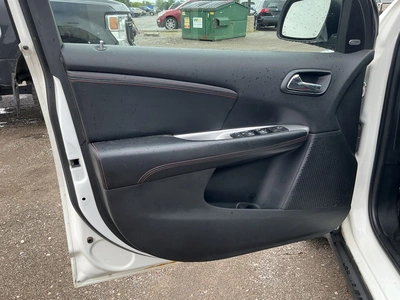 USED 2015 DODGE JOURNEY