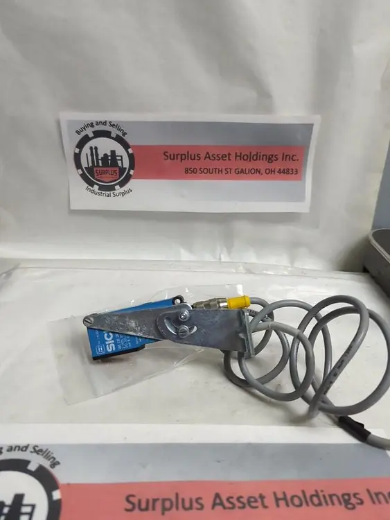 Used SICK WL18-3P430 Sensors | Surplus Asset Holdings #1206635