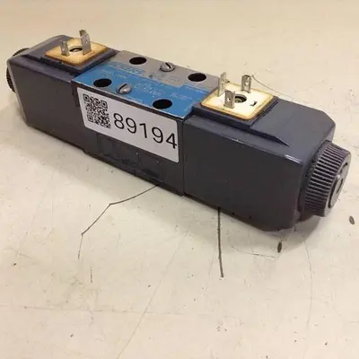 USED VICKERS DG4V-3-6C-M-U-HL7-60