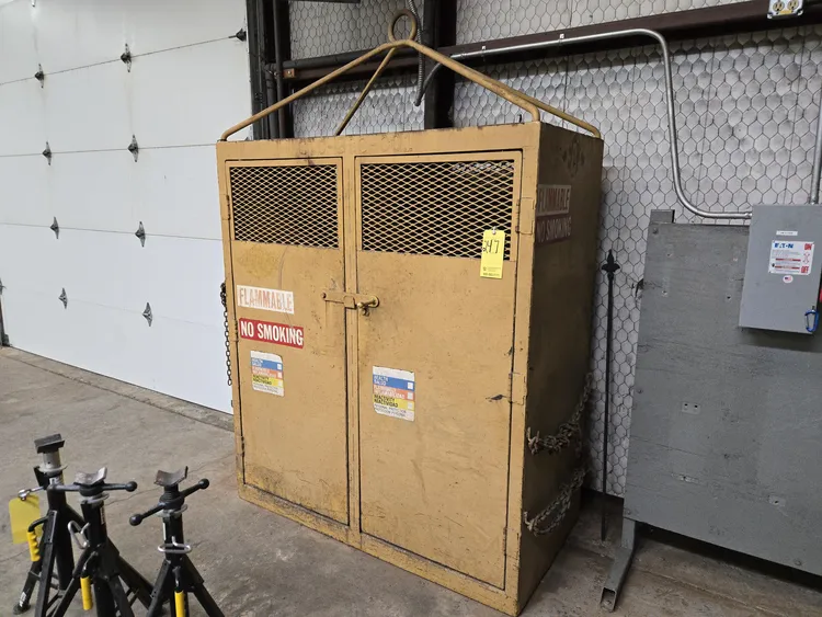 Used _UNKNOWN_ _UNKNOWN_ Hazardous Storage Units Texas US | IRS Auction #1325910