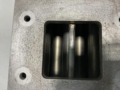 USED METAL FABRICATOR NO MODEL / NO TAG