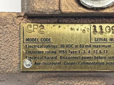 CP2 | Universal Flow Monitors  CoolPoint Vortex Shedding Flowmeter CRACKED DISPLAY - For parts or not working