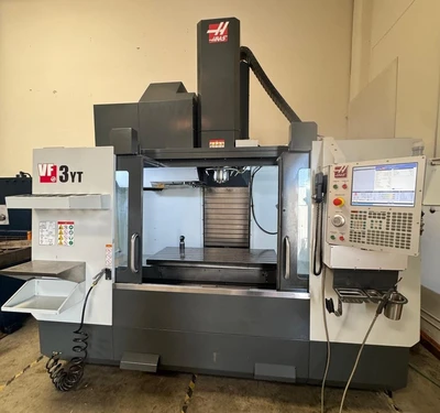 Haas VF-3YT Machining Centers & Milling Machines | Amiron Machinery (1)