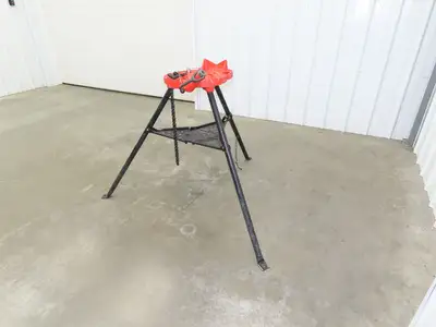 Ridgid 460 Tristand Portable Chain Pipe Vise 1/8" to 6" Tripod Stand Jack Screw