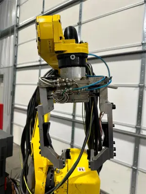2017 FANUC M10-iA12 Robotics | Machine Tool Emporium (2)