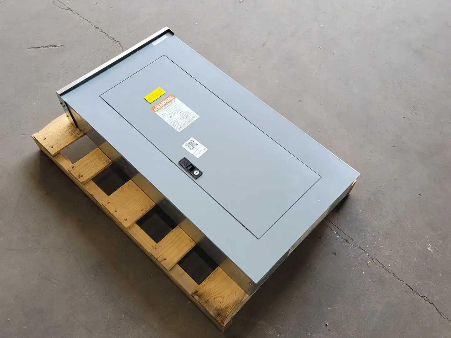 Used GENERAL ELECTRIC AQF3421MBX Switchgears British Columbia CA | Lenmark #835334