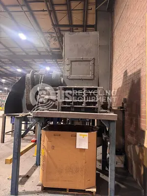 Used 2006 UNTHA RS450 4S QUAD SHAFT SHREDDER WITH CONVEYOR Shredders Kentucky US | US Recycling Equipment #1314618