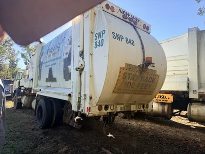 Used 2016 NEW WAY GARBAGE Garbage trucks North Carolina US | Levan Equipment #1573962