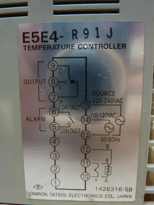 USED OMRON E5E4-R91J