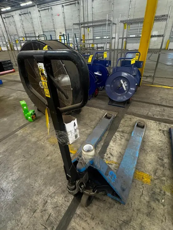 Used _UNKNOWN_ _UNKNOWN_ Pallet Jacks North Carolina US | Myron Bowling Auctioneers Inc #1543513