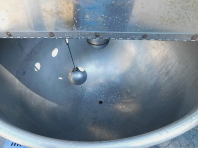 USED B.H. HUBERT 100 GALLON KETTLE