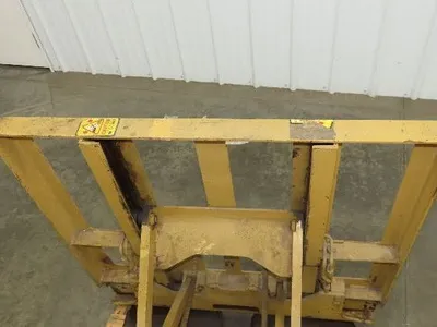 Cascade 30D-PB-51Q Forklift Attachment Slip Sheet Push Pull Clamp 3000lb Class 2