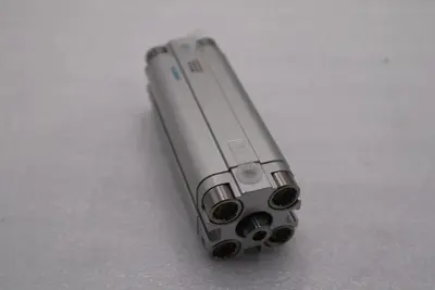 NEW FESTO ADVU-20-60-P-A-R3 Compact Cylinder STOCK L-526-C