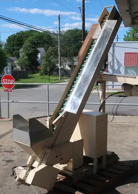 SPC8756  Elevator Maingley Automation cap feed hopper elevator CS, 98" discharge height
